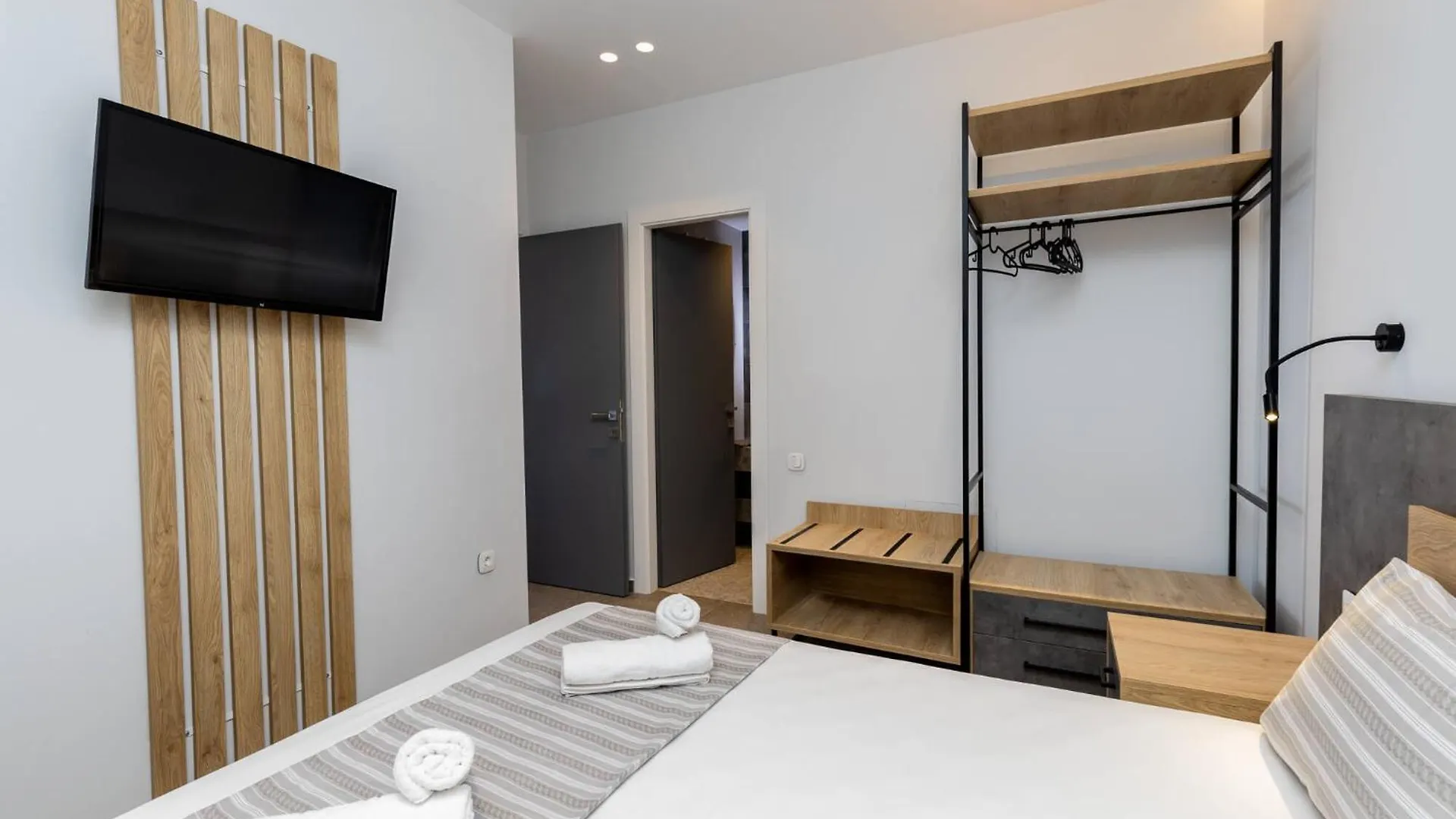 Enalia Luxury Living Apartment Nikiti