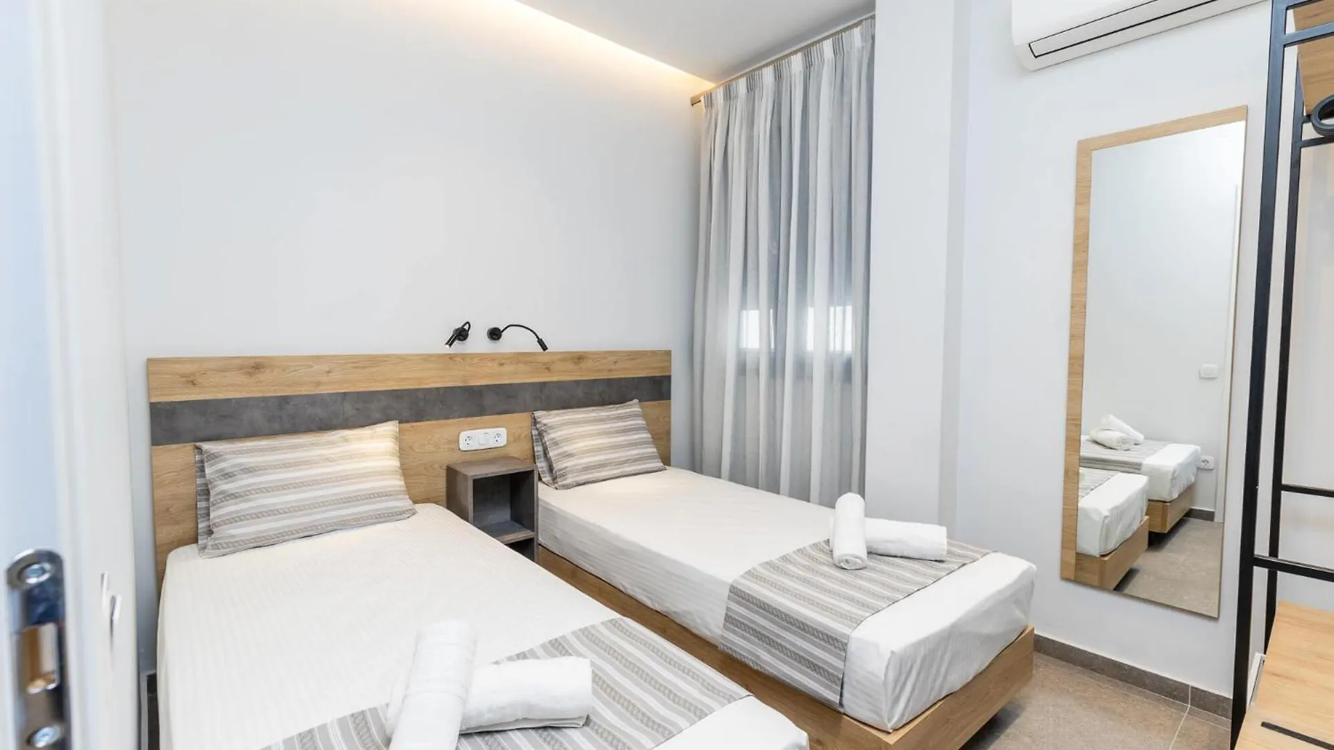 Enalia Luxury Living Apartment Nikiti